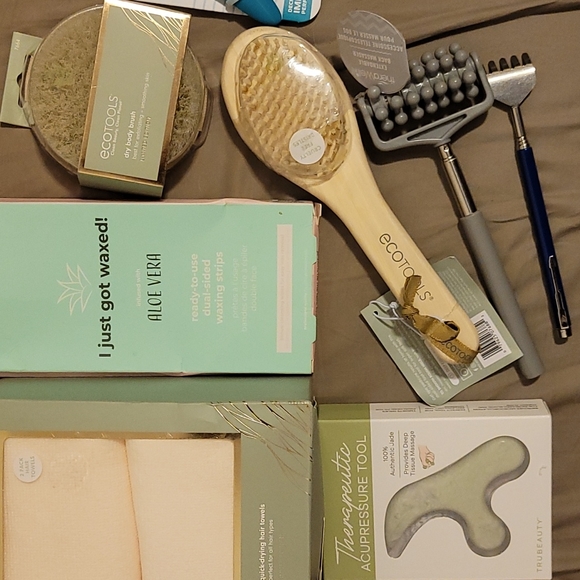 6 skincare self care muscle recovery bundle kit - Picture 2 of 4